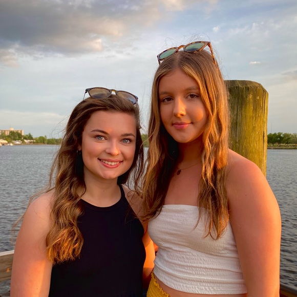 Meet your Posher, Carley - Picture 1 of 1